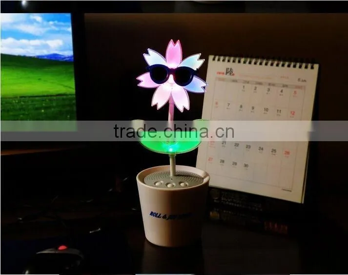 Wholesale Dancing flower light Speaker Newest swing flower dancing speaker Flash intelligent flower speaker