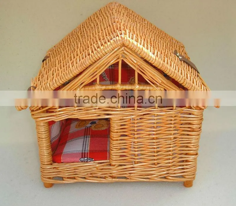 Wicker dog house , willow per carrier (factory provide)