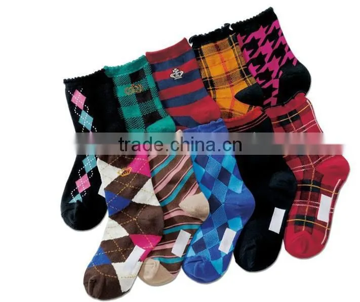 OEM custom cartoon design and high quality children sock