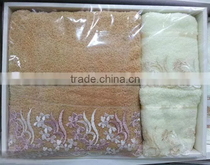 Promotiaon fashion lace design 3pcs bath towel set in gift box/gift set