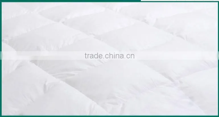 White Goose Down and Feather Filling Mattress Topper mattress pad