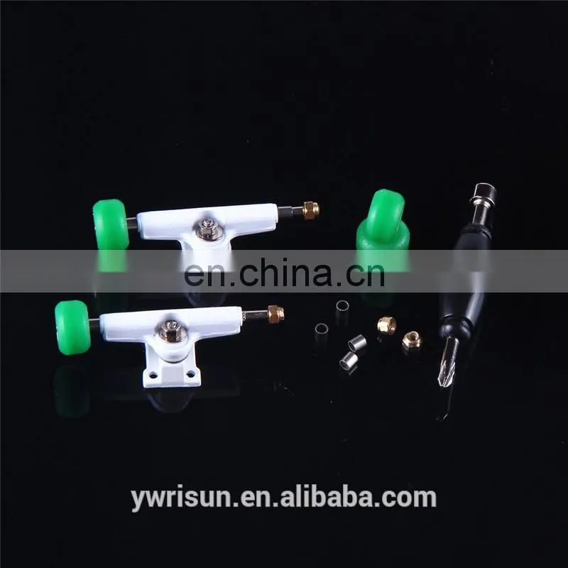 Wholesale Multi Colors Zinc Alloy Fingerboard 32mm Finger Skateboard Trucks