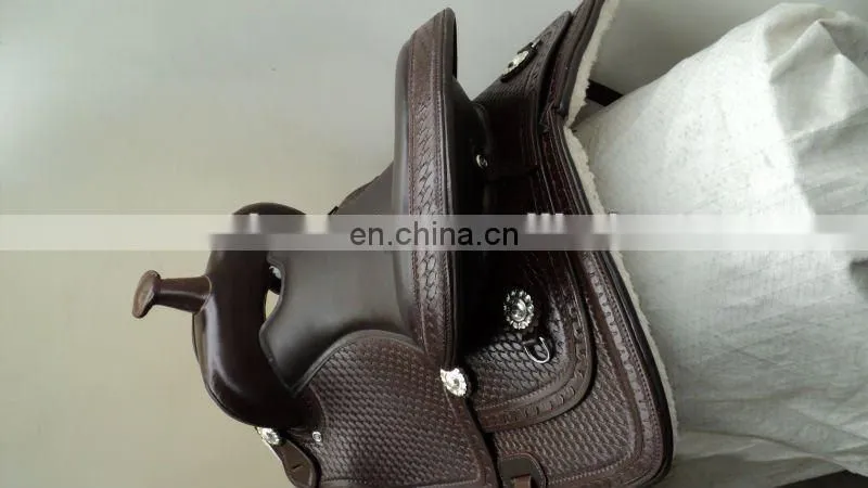 WESTERN SADDLE WITH HAND TOOLING