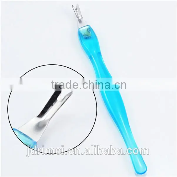 Cutticle pusher for dead skins