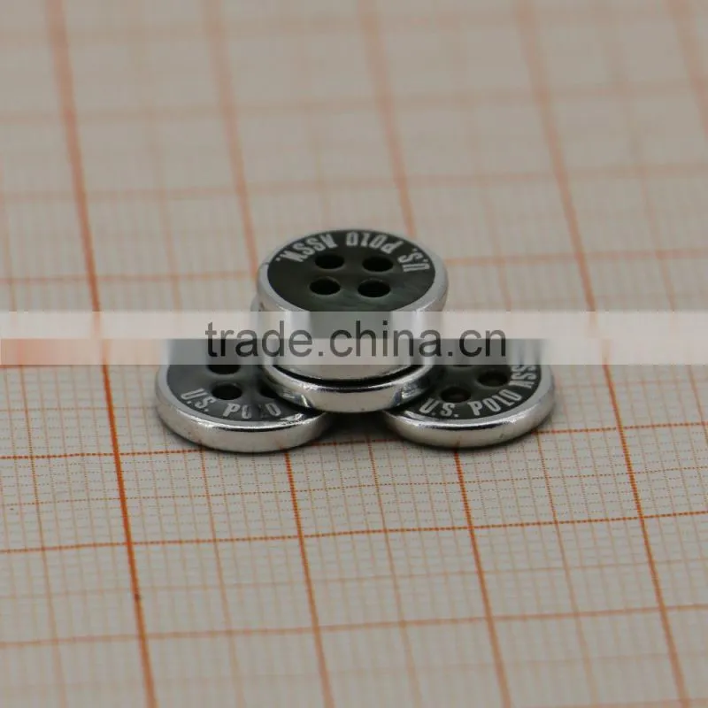 black pearl lip sea shell button with bulge logo