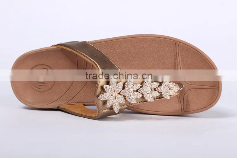 2014 trendy women flip flops best selling flowery decoration