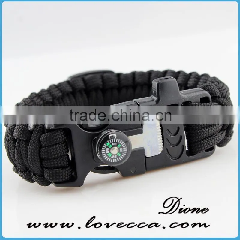Survival Gear Christmas Paracord Survival Bracelet Fashion Sport Bracelet with Firestarter and Striker