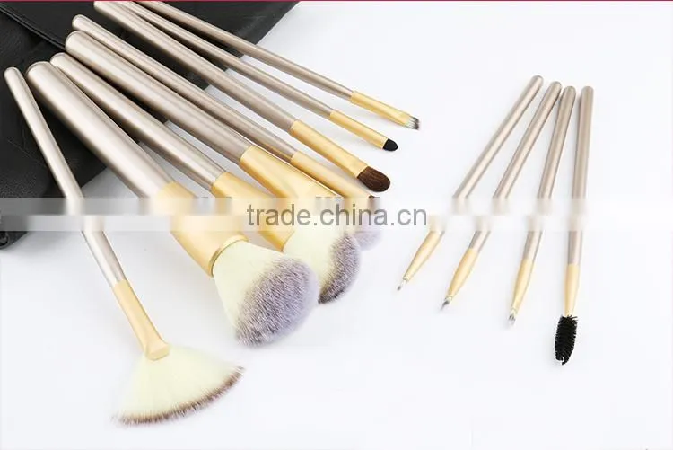 China manufacturers professional make up brush set