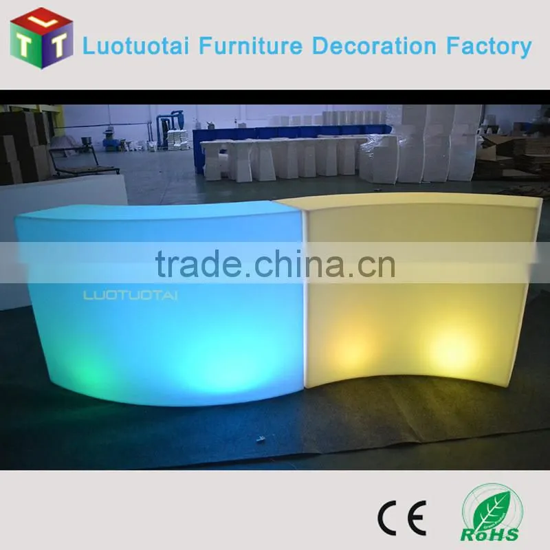 In stocks--2015 Hot sales event nightclub LED Round snake Bar Counter