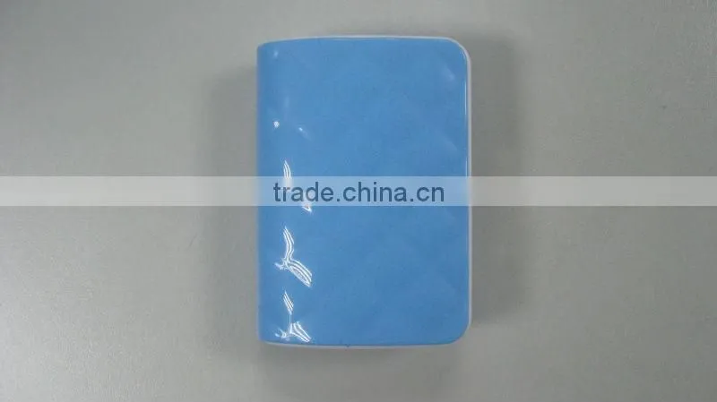 External universal power pack PB012
