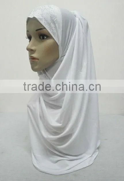 H182 latest soft silk muslim hijab with rhinestones