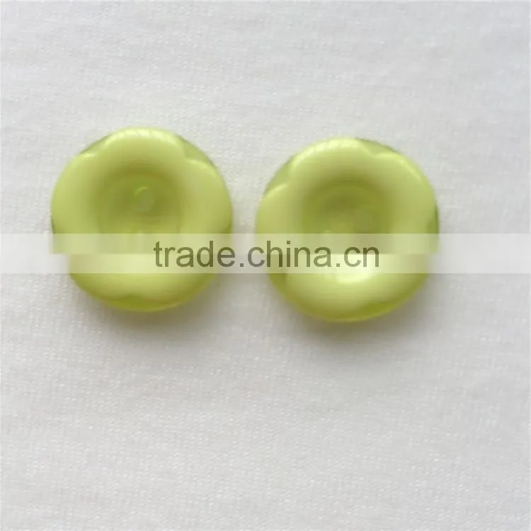 fancy resin buttons in flower shape two hole buttons
