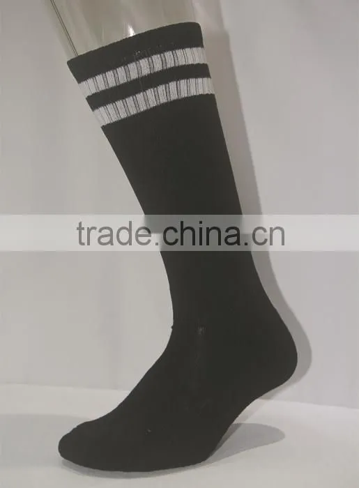 Wholesale price soccer socks,Blank black striped football socks