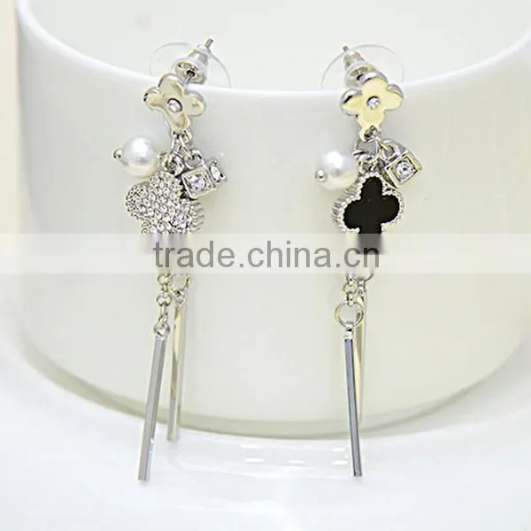 long tassel hanging mounting fake pearl and diamond earrings