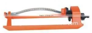 18 hole oscillating sprinkler with plastic nozzle