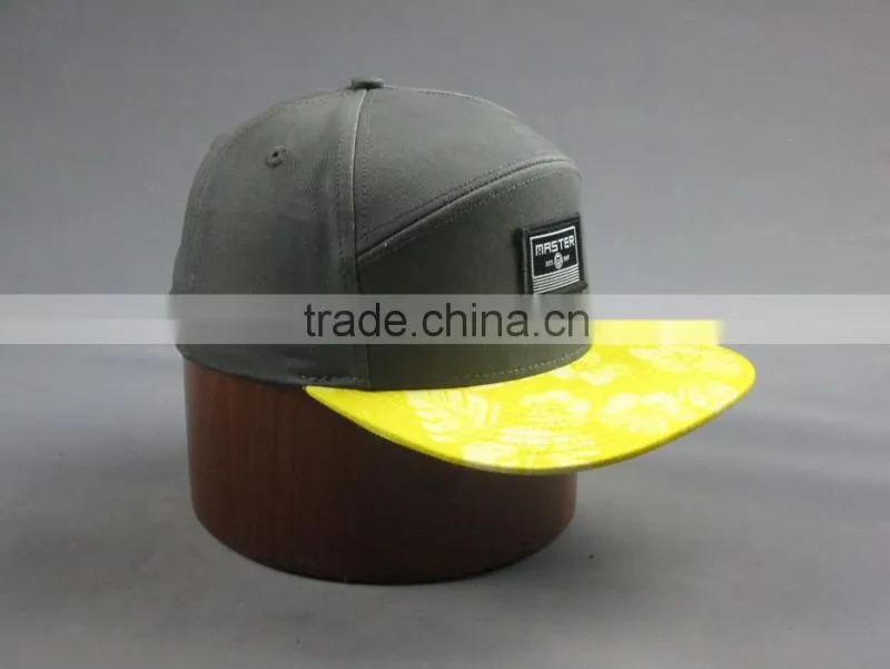 Custom cotton twill 7-panel snapback cap with embroidery logo