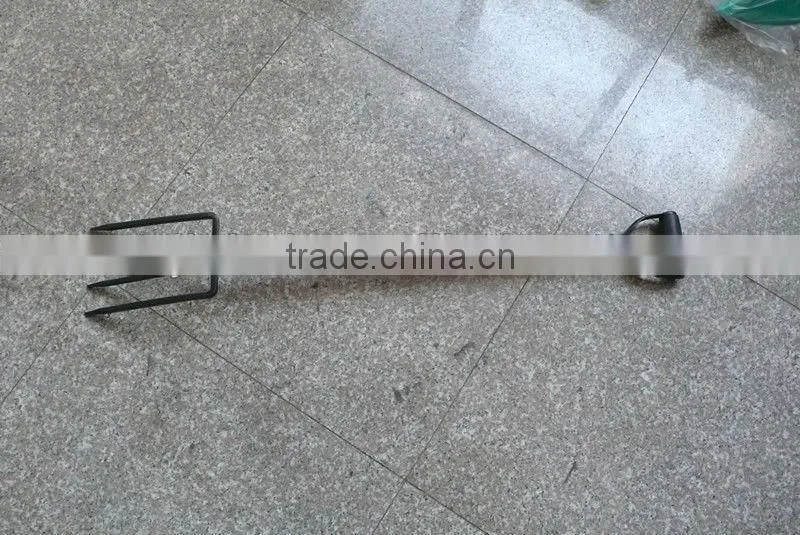 4 Prong Welded Metal Handle Digging Fork F106OD With Iron D Grip
