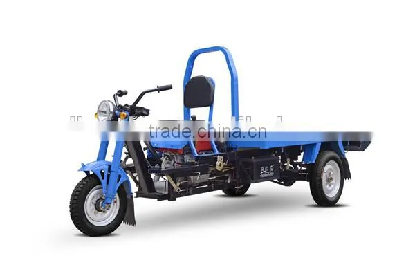 Bajaj 200cc motorcycle cng auto 4 stroke rickshaw