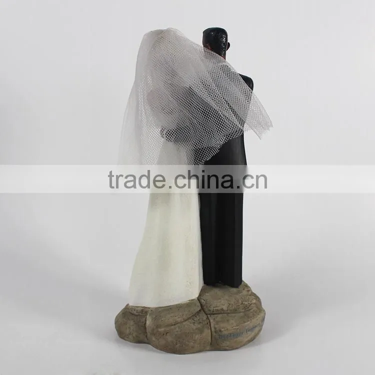 2015 New artificial resin wedding gifts