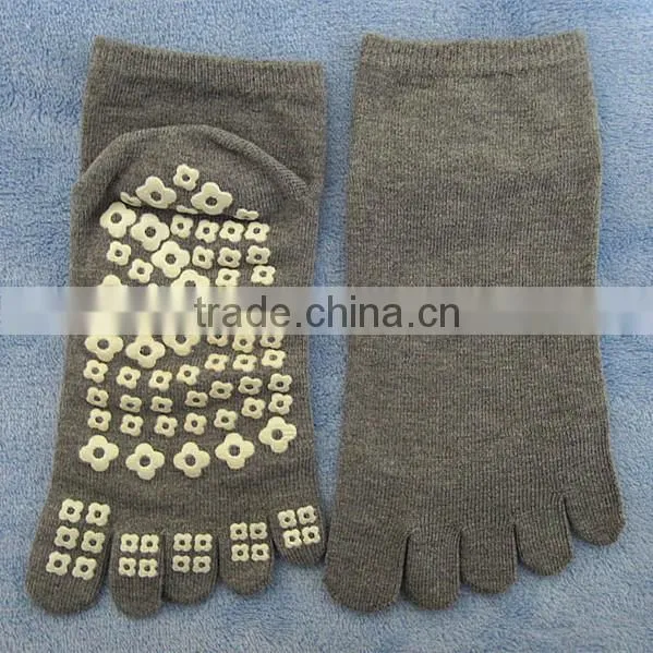 Hot Products! Anti-slip Gym Five Toe Cotton Yoga Socks
