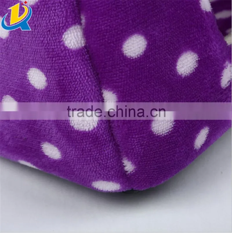 Wholesale popular strawberry shaped soft pet dog bed