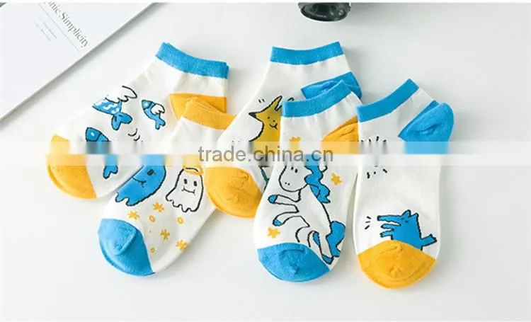 Hot! Factory Outlet Cotton Women being express it in fresh Socks, sports leisure beautiful Cartoon Tube Socks