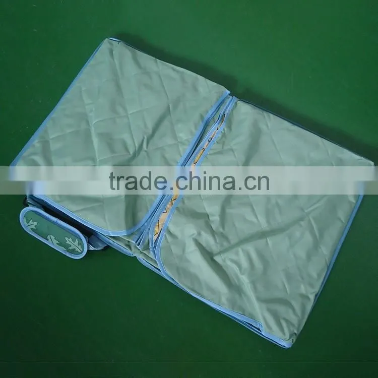 2 in 1 CMYK printed polyester quilt wadding filling 600D nylon waterproof blanket zip up fold into a bag travel picnic mat