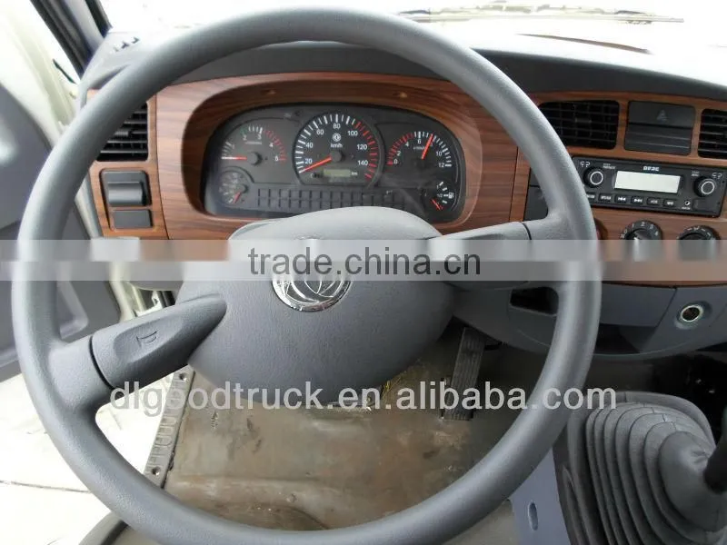 Dongfeng Duolika platform road wrecker truck for rescuing broken cars for sale