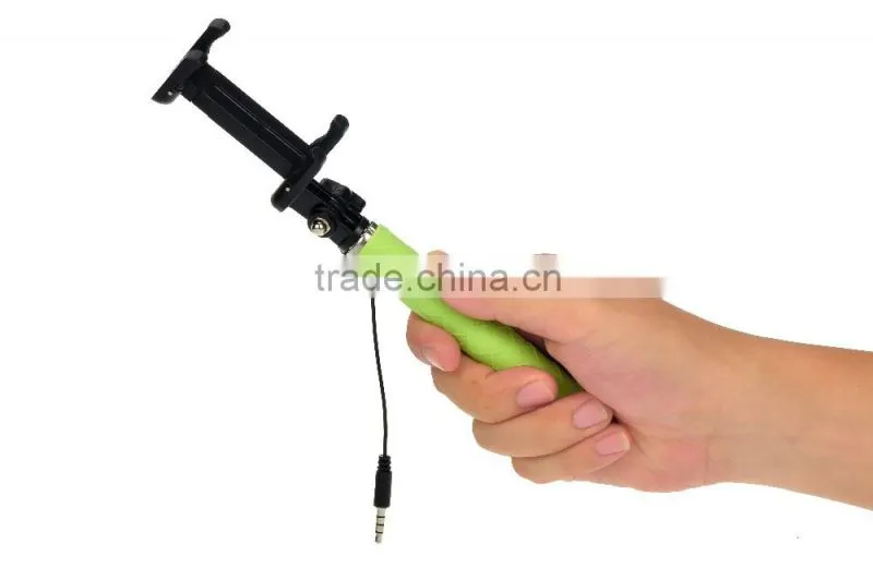 wired selfie stick