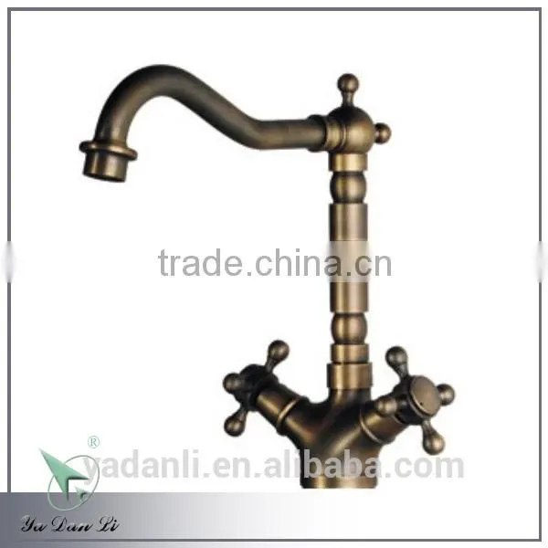 double handle kitchen basin faucets