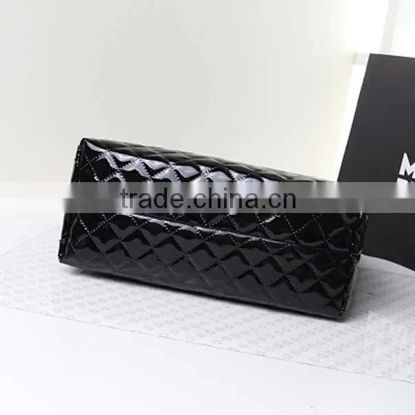 Pretty big style PU women chic bag popular in Europe and America