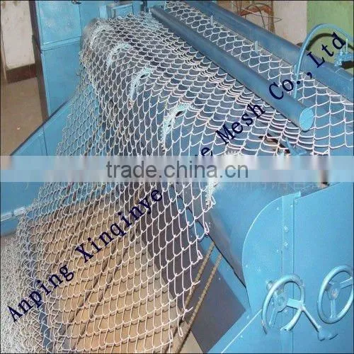 chain link fence top barbed wire