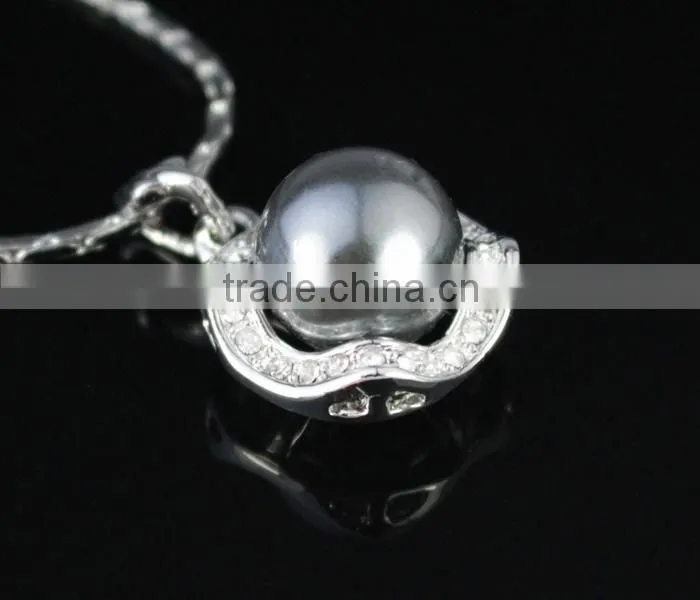 white gold austrian crystal imitation pearl necklace