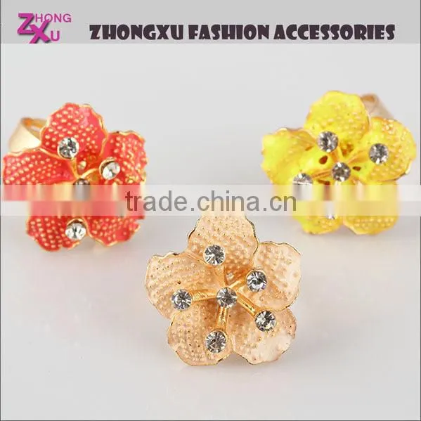 new custom cheap hot sale gold rhinestone colorful flower ring