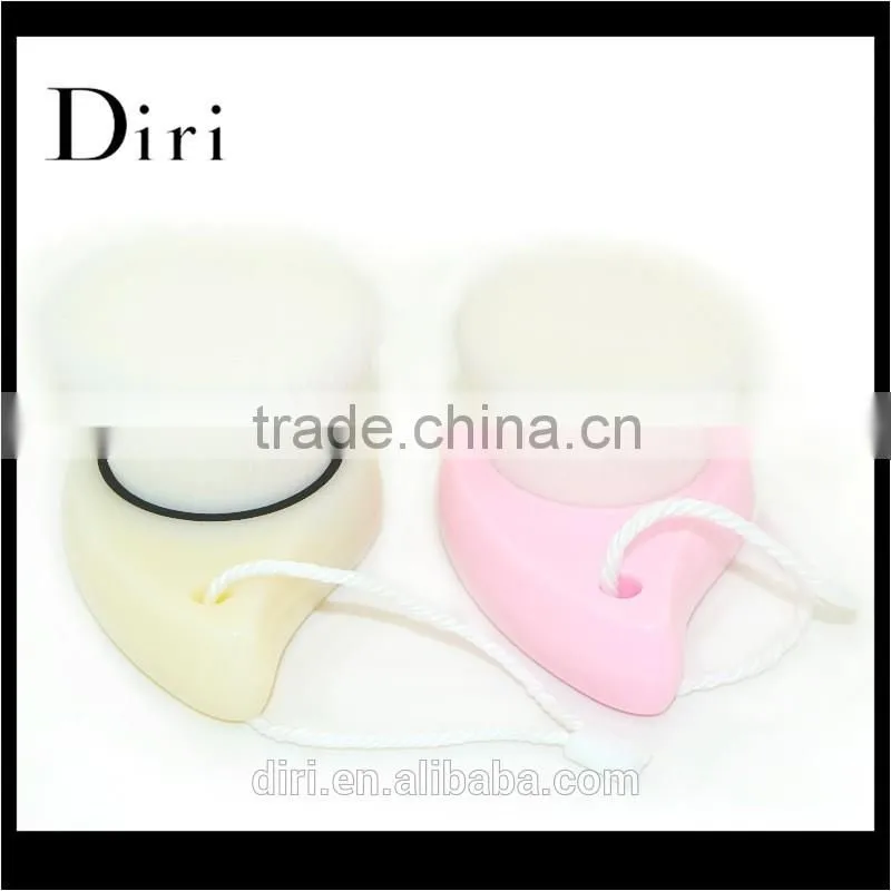 Factory price safe liquid plastic handle paint make up brush cleaner