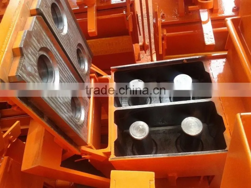 Compress interlocking clay brick making machine