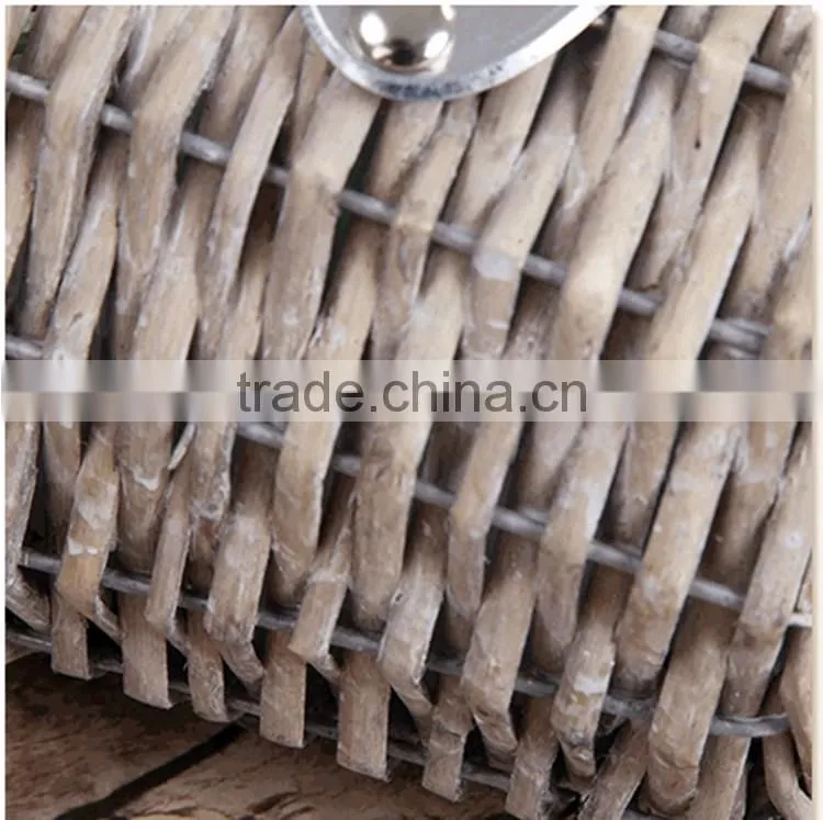Promotional round natural wicker garden basket for flower