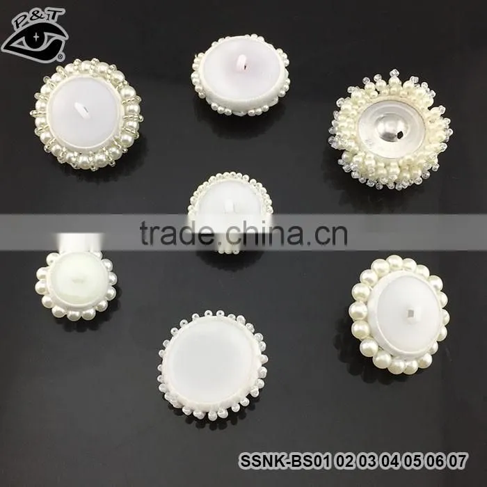 2017 New Fashion Sew On White Pearl Button Flower Button For Decoration