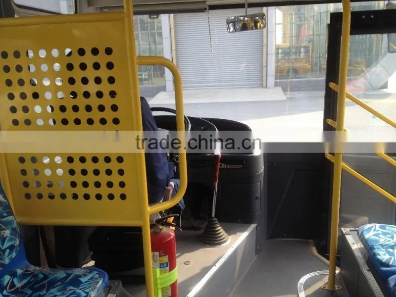 35-38seats 8.6meters length Rear engine bus passenger door before the front Axle