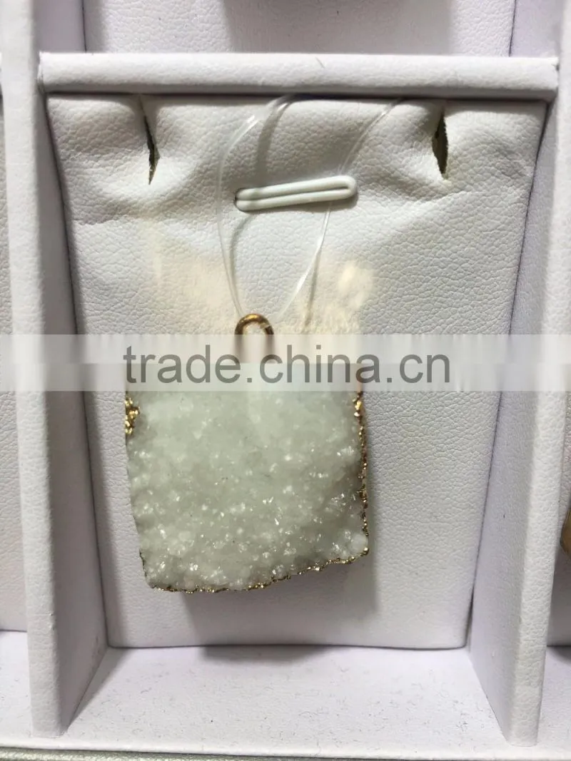 Druzy Quartz Natural Stone Irregular 18K Gold Plated Raw Stone Pendant Necklace For Women Quartz Necklace