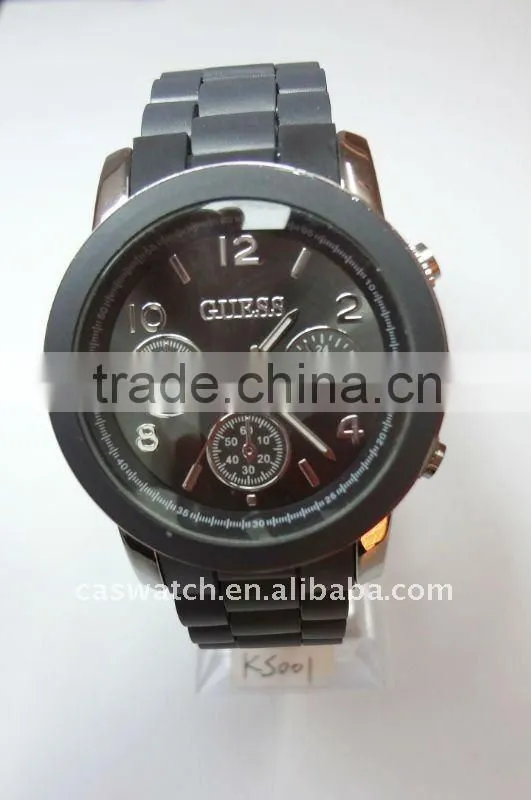 Classic Men's Watch with plastic band and Japan movement