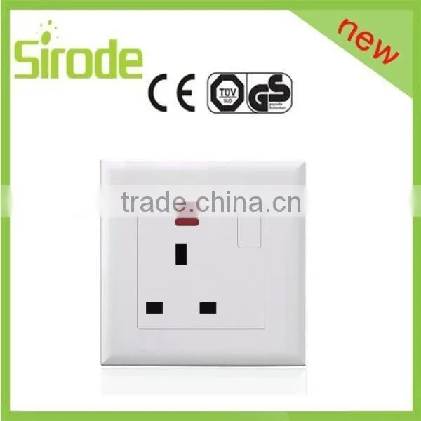 UK market BS Standard bakelite 45A DP switch + 13A switched scoket with neon light cooker unit