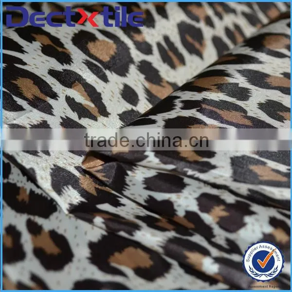 China fabric digital foil printing fabric with good fabric printing service