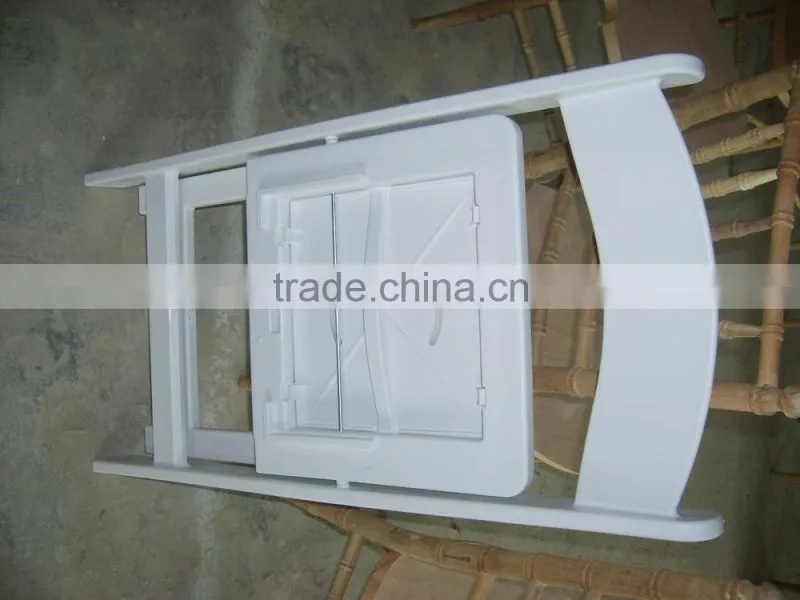 High quality white resin folding banquet chair