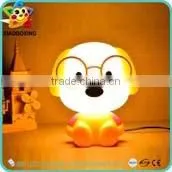 Small gift items battery led table lamp led plastic toy
