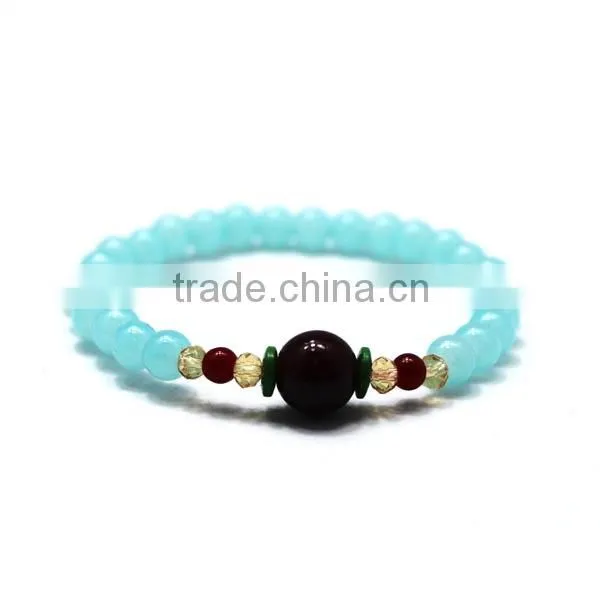fashion bracelet hand made bracelet made of beads