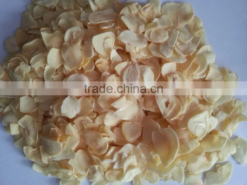 2015 new chinese dehydrated garlic spice garlic flake without root