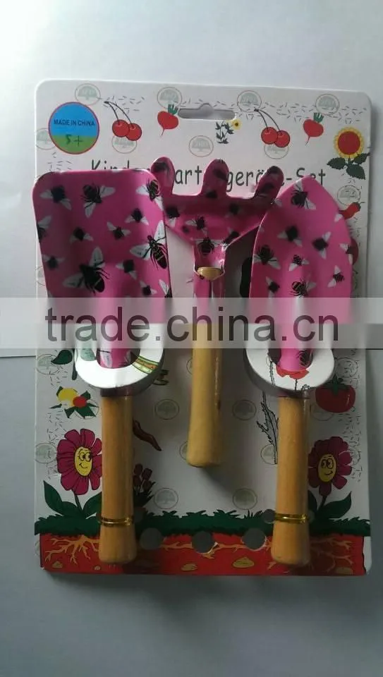 printing garden tool with wooden handle