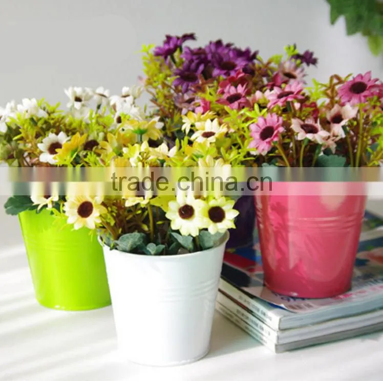 Assorted Color Decorative Metal Iron Flower Pot Hanging Balcony Garden Planter