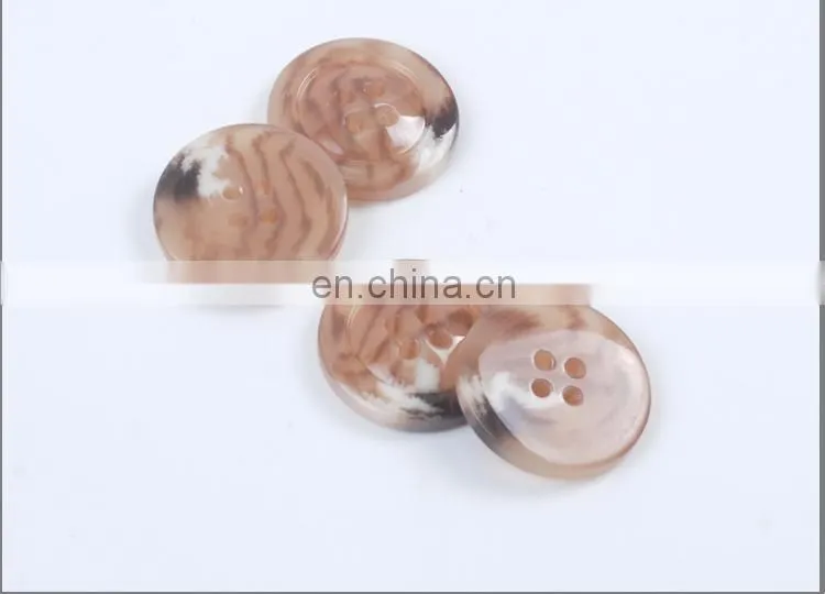 High Quality Fancy 4 holes Plastic Resin Button for Coats BP40548